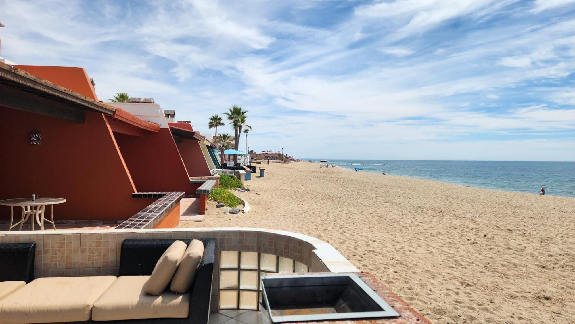Las Brisas #8 Beachfront - On The Sand And Steps From Mannys For Tacos & Tequila 푸에르토페나스코 외부 사진